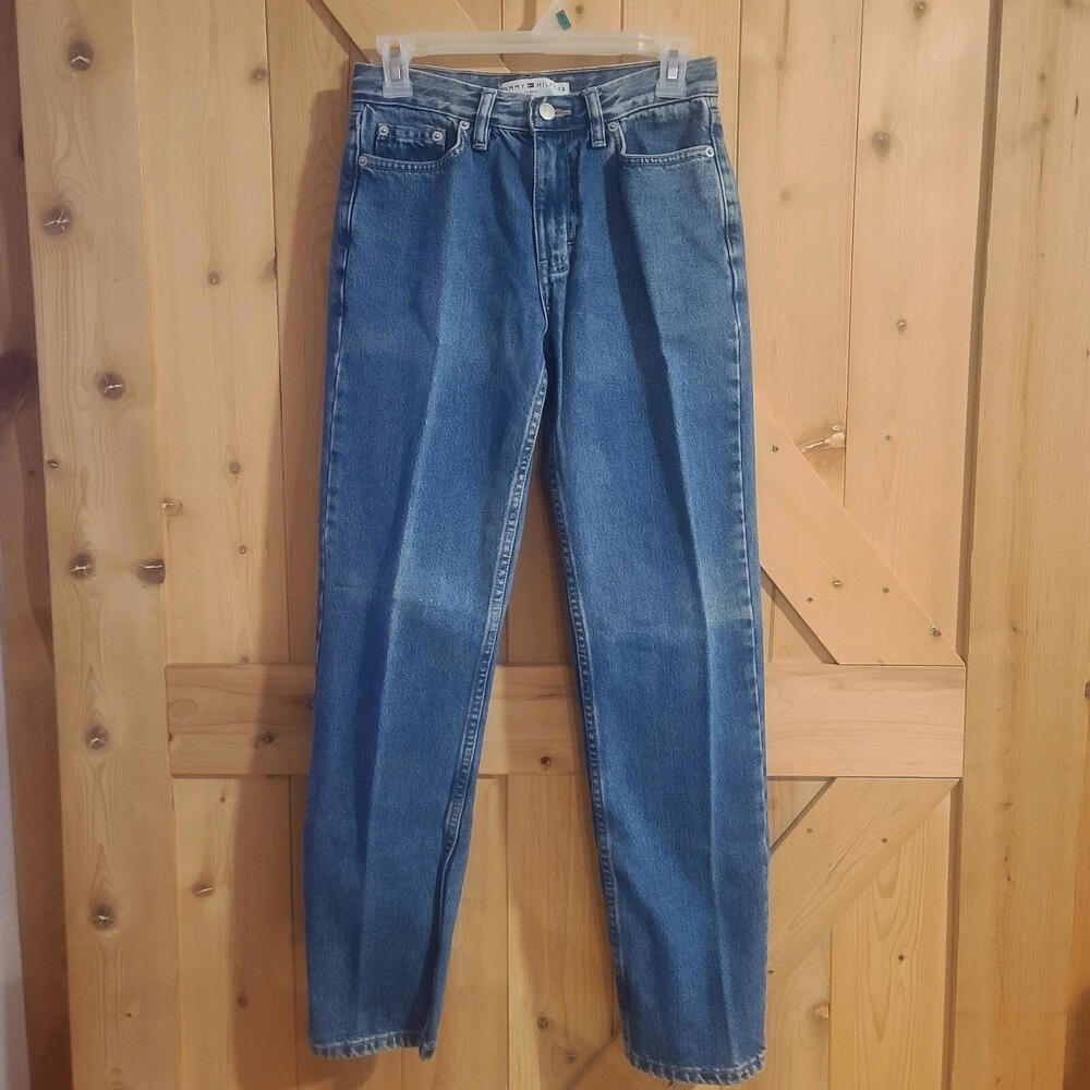 Tommy Hilfiger Perfect T Jeans Women's Size 4 Light Wash Straight Leg